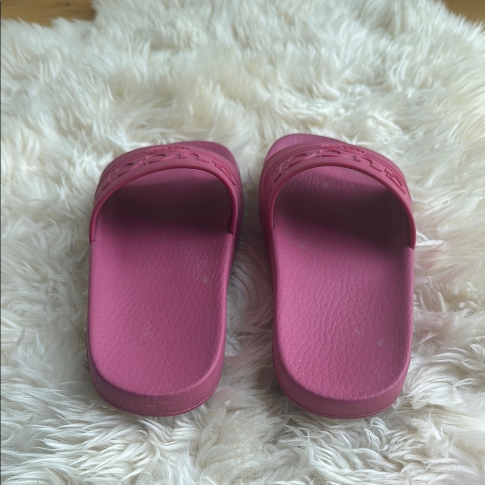 Gucci Fuchsia Slide Sandals, size 36 (6) - Picture 4 of 7
